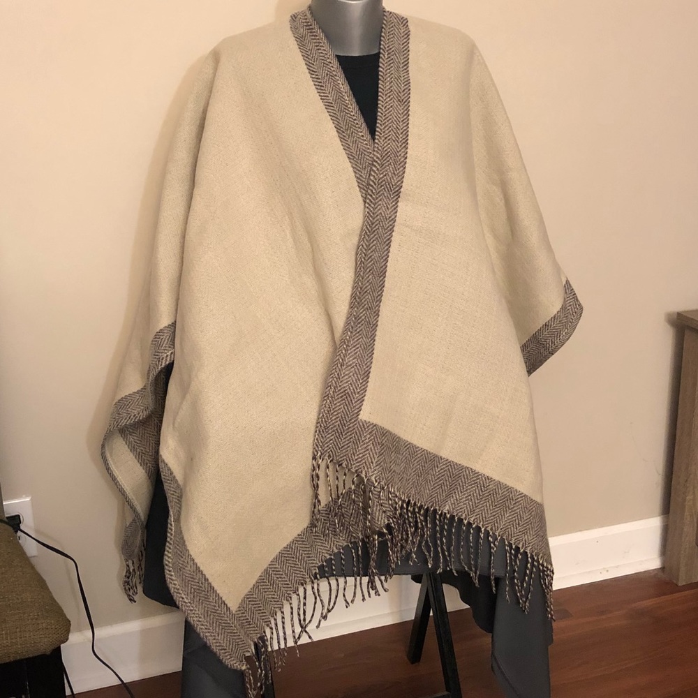 Tan Wrap